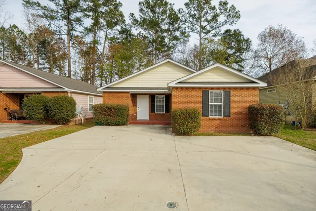 $200,000 | 5086 Greyfield Place North, Valdosta, GA 31605