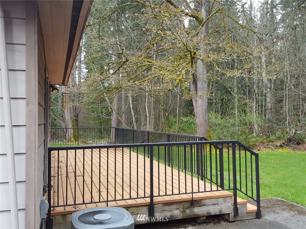 14828 Southeast 111th Place Renton, WA 98059 - Photo 10 of 12 Gallery Image 10