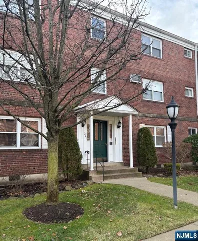 $289,000 | 241 Johnson Avenue, Unit N2, Hackensack, NJ 07601