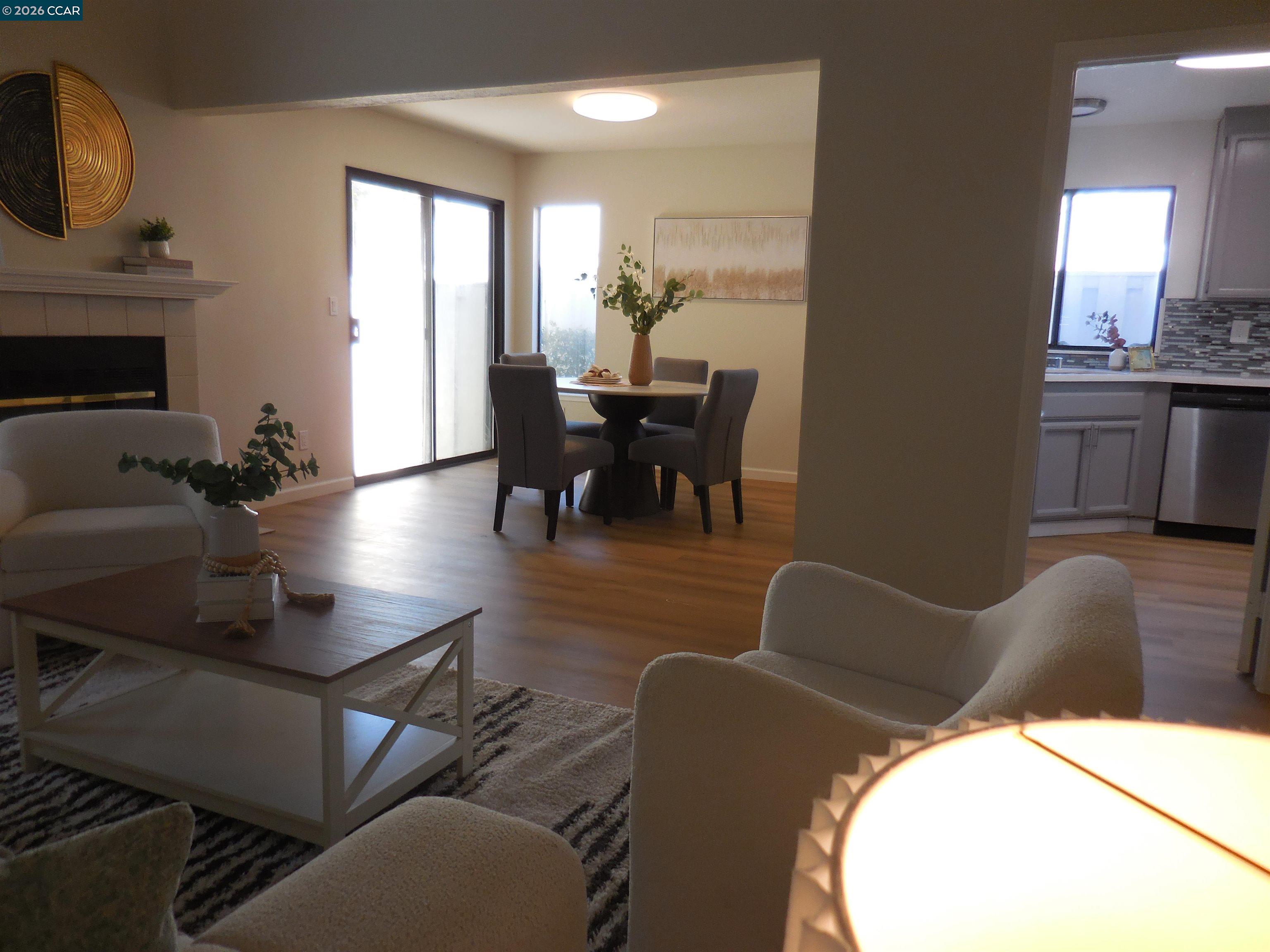 301 Del Monte Way, Unit END Pinole, CA 94564 - Photo 10 of 40 Gallery Image 10