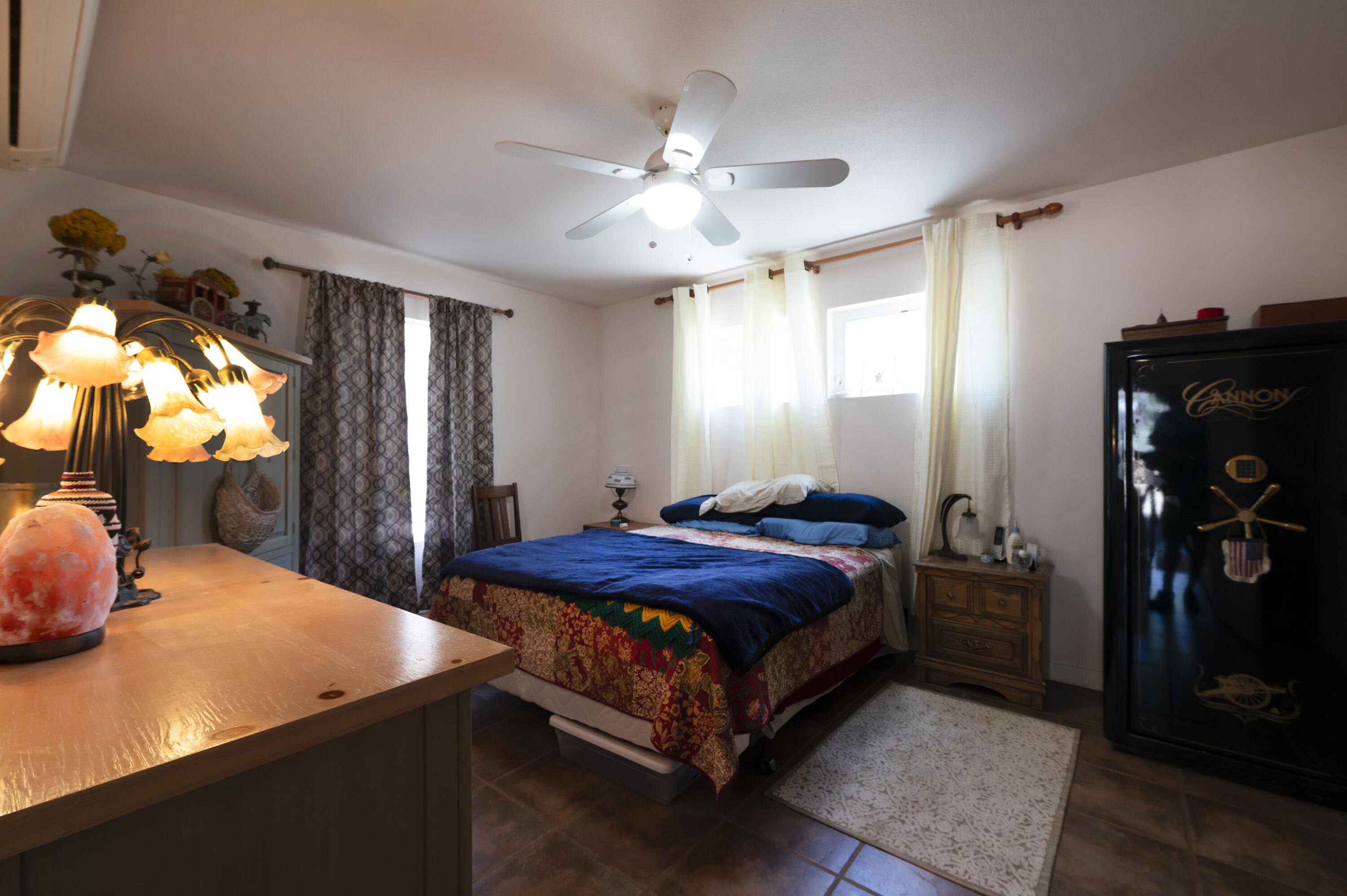 31300 Miller Mountain Road Whitmore, CA 96096 - Photo 16 of 52 Guest bedroom