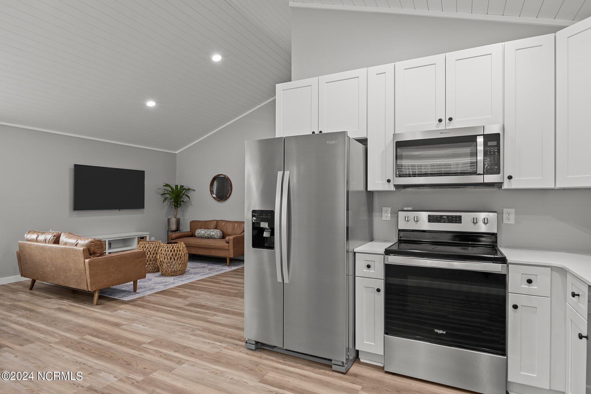 177 Long Pond Loop Swansboro, NC 28584 - Photo 17 of 56 Photo of similar home