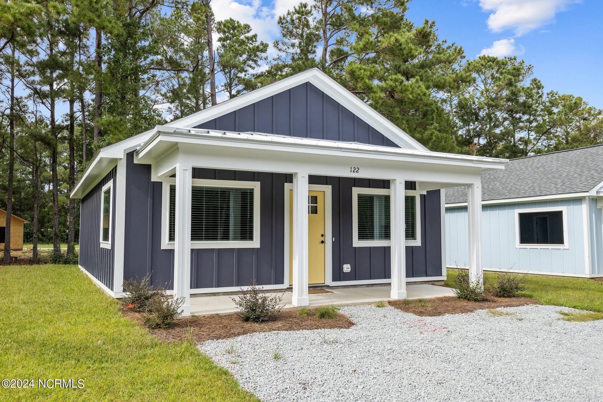 177 Long Pond Loop Swansboro, NC 28584 - Photo 43 of 56 Photo of similar home