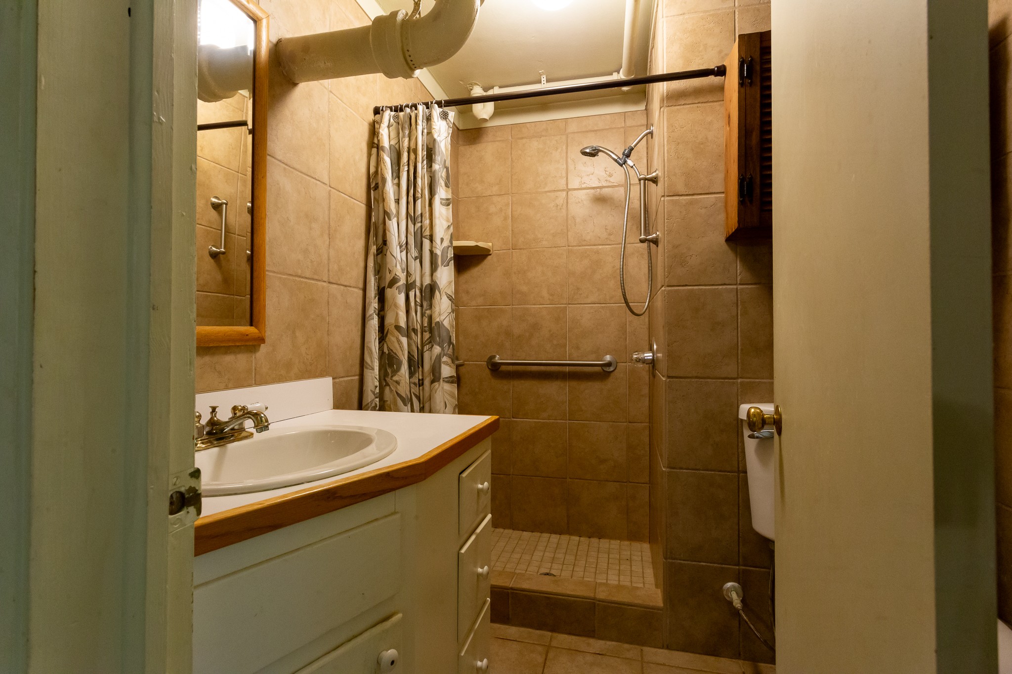 133 Byrd Road Dover, TN 37058 - Photo 18 of 35 a bathroom with a shower and a sink