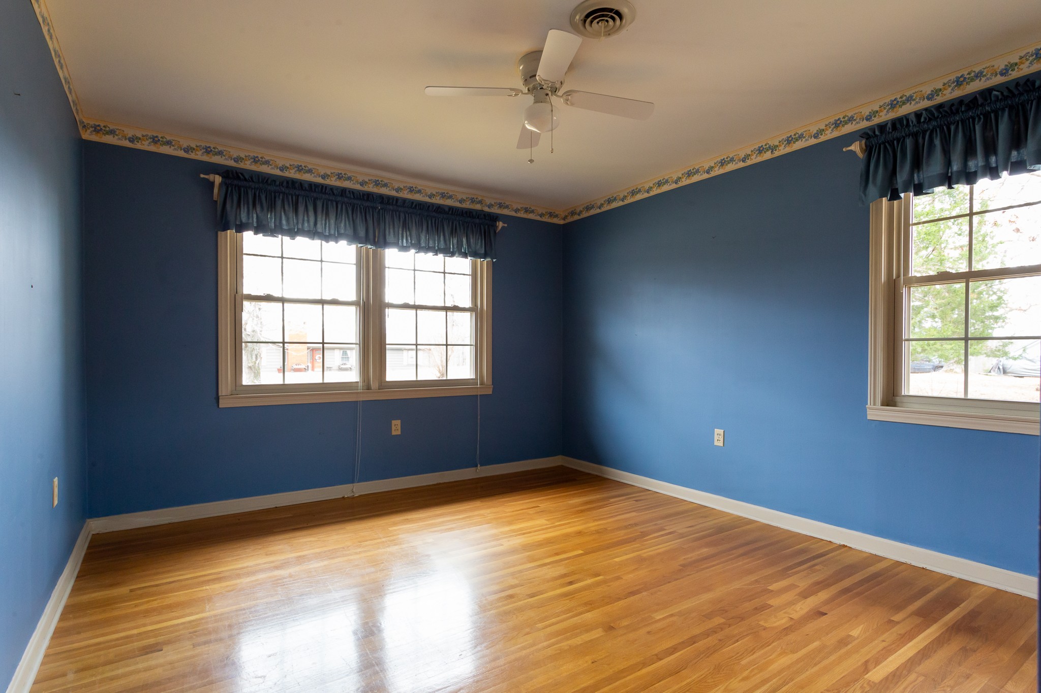 133 Byrd Road Dover, TN 37058 - Photo 8 of 35 a view of empty room with windows