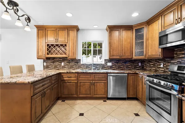 $4,300 | 8440 Gloria Avenue, North Hills, CA 91343