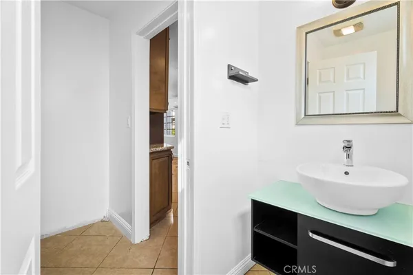 $4,300 | 8440 Gloria Avenue, North Hills, CA 91343