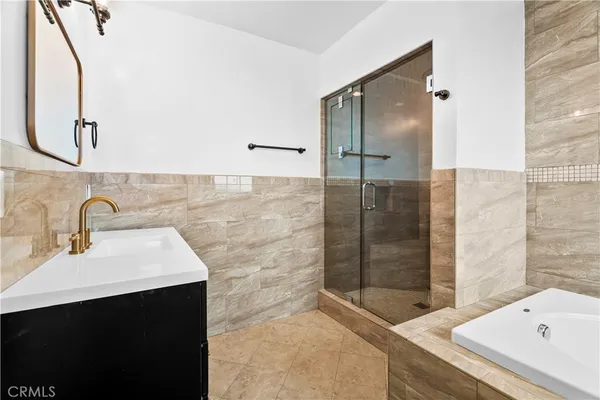 $4,300 | 8440 Gloria Avenue, North Hills, CA 91343