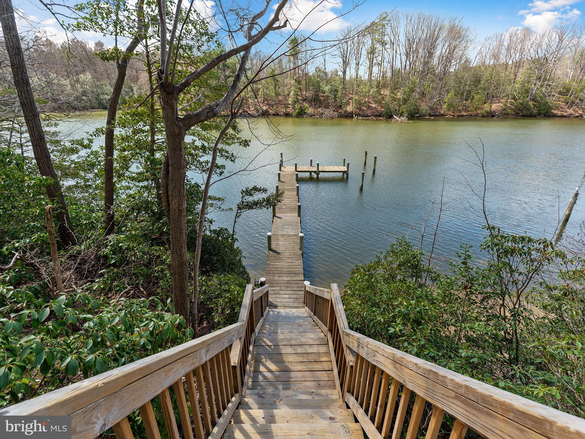 819 Big Road Lusby, MD 20657 - Photo 51 of 55 Stairs to the boat, nice elevation-not steep.