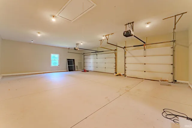 $575,000 | 2142 North Bethlehem Road, Marion, IN 46952