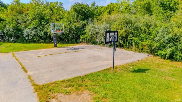 $575,000 | 2142 North Bethlehem Road, Marion, IN 46952