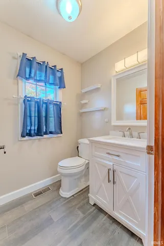 $575,000 | 2142 North Bethlehem Road, Marion, IN 46952