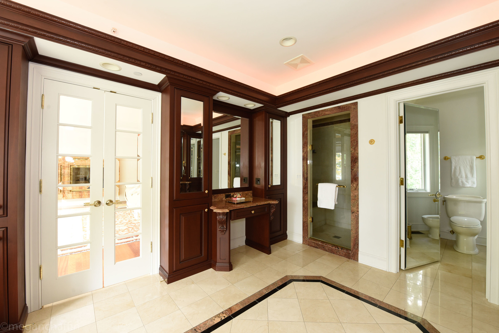 650 Arbor Drive Lake Bluff, IL 60044 - Photo 23 of 49 a view of living room and kitchen with wooden floor