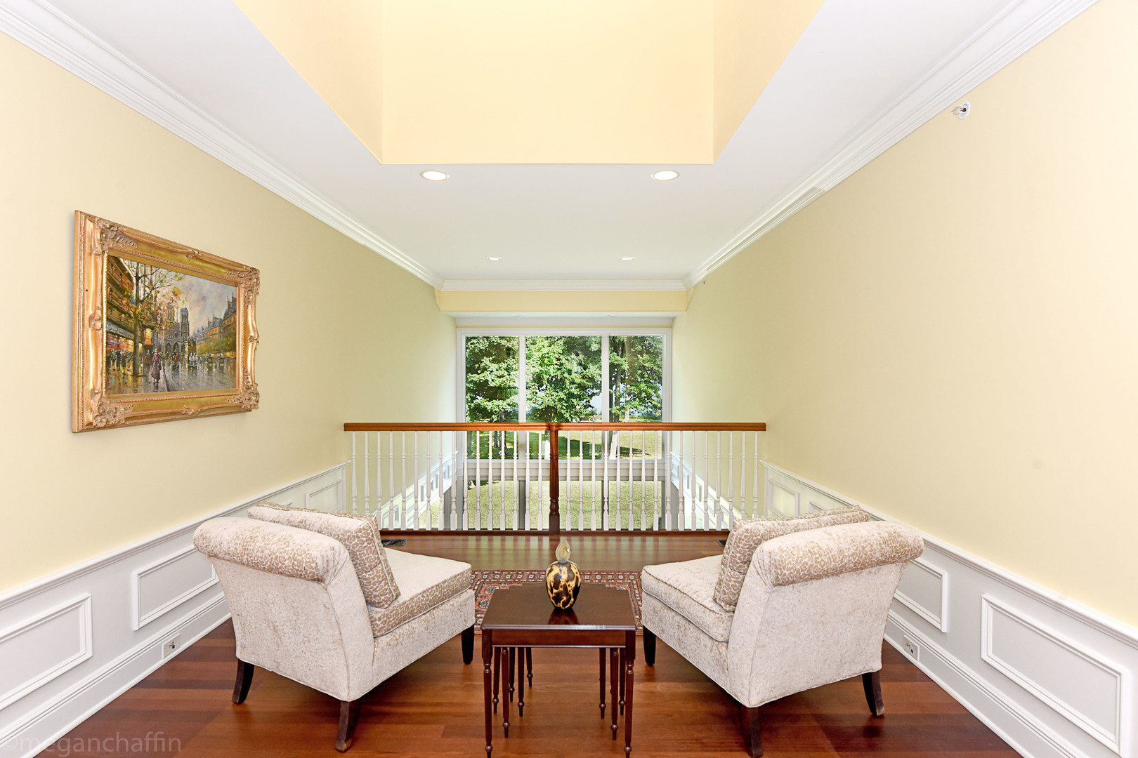 650 Arbor Drive Lake Bluff, IL 60044 - Photo 31 of 49 a living room with furniture and a window
