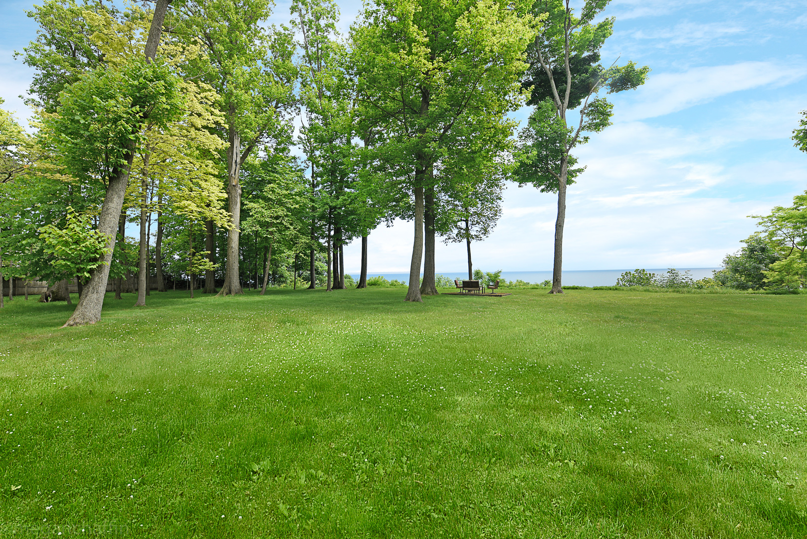 650 Arbor Drive Lake Bluff, IL 60044 - Photo 5 of 49 a view of green field with trees