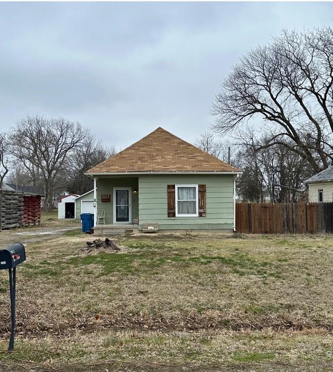 205 East Maple Liberal, MO 64762 - Photo 1 of 20
