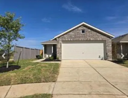 $1,600 | 2092 Cedar Way Drive, Conroe, TX 77301