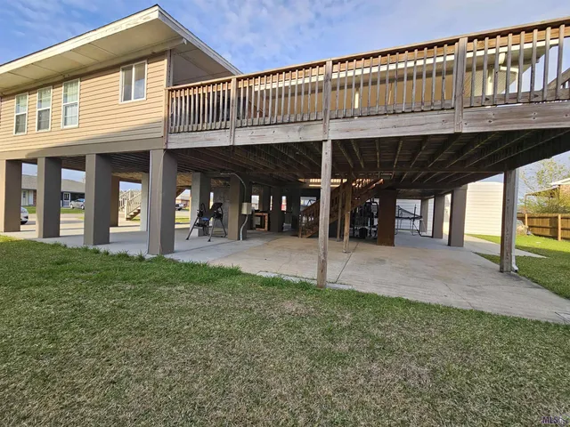 $200,000 | 105 South Central Boulevard, Chauvin, LA 70344
