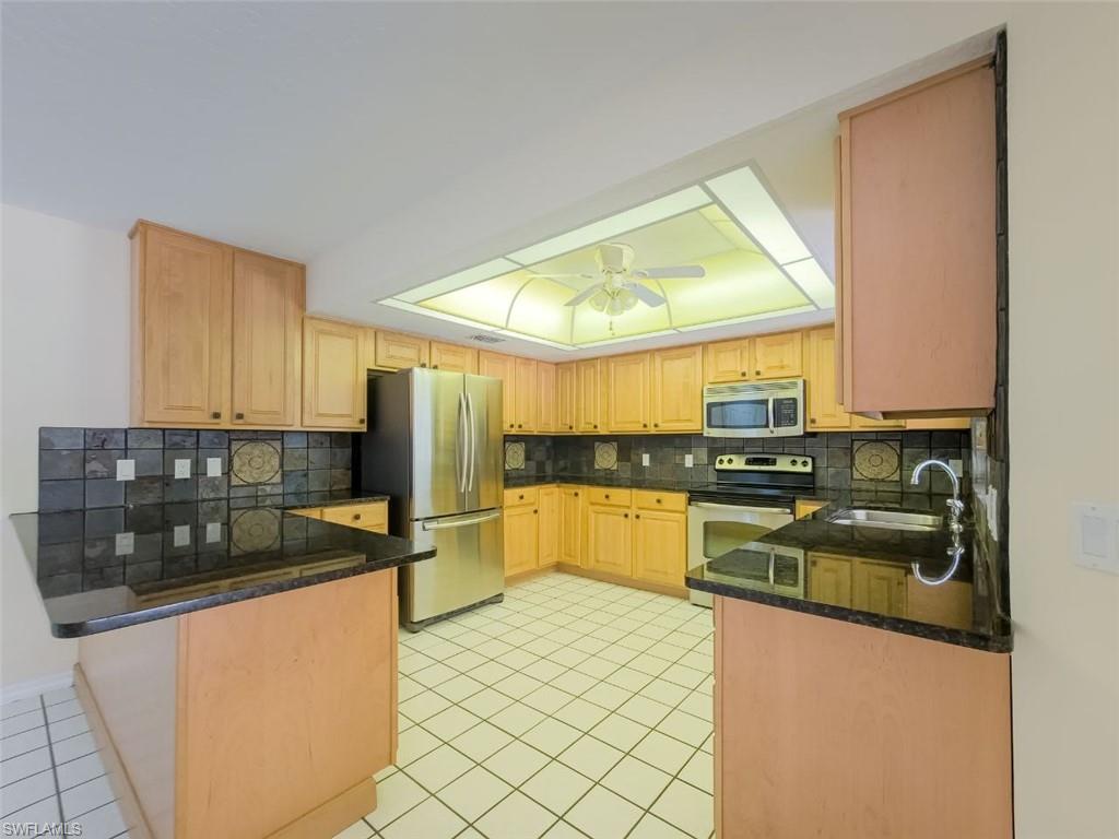 565 North Idle Terrace Hernando, FL 34442 - Photo 4 of 32