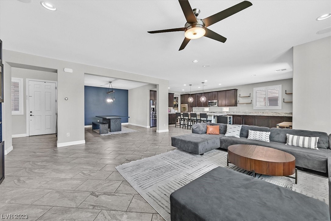 11092 Hunting Hawk Road Las Vegas, NV 89179 - Photo 6 of 51