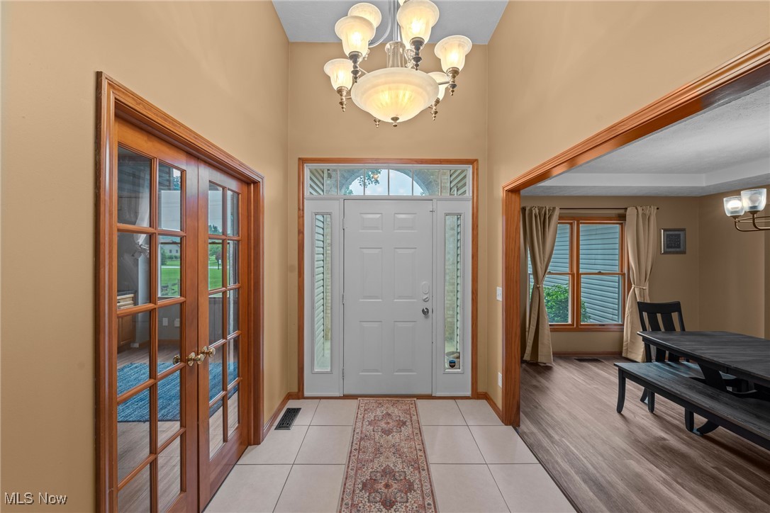 36339 Mills Road North Ridgeville, OH 44039 - Photo 7 of 48 Nice open entryway