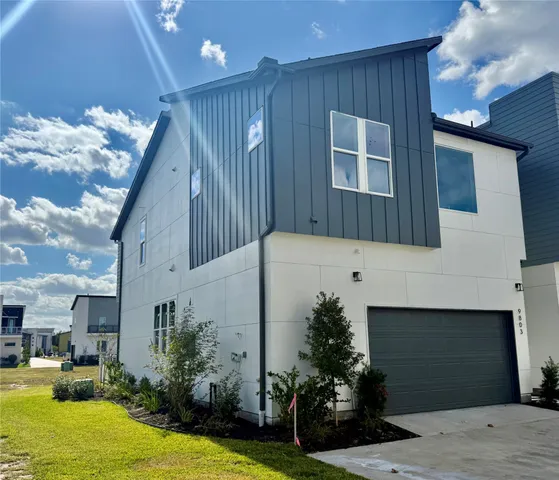 $575,000 | 9803 Hope Harbor Lane, Houston, TX 77080