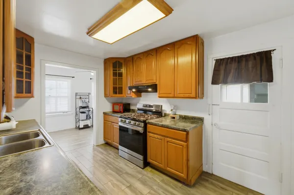 $300,000 | 2039 Scott Street, Melrose Park, IL 60164