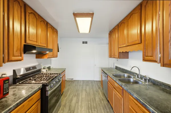 $300,000 | 2039 Scott Street, Melrose Park, IL 60164