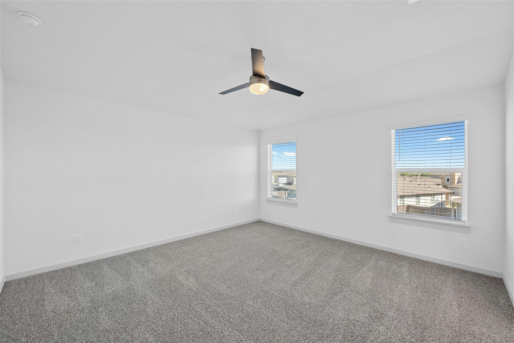 432 Wilshire Road San Marcos, TX 78666 - Photo 14 of 33