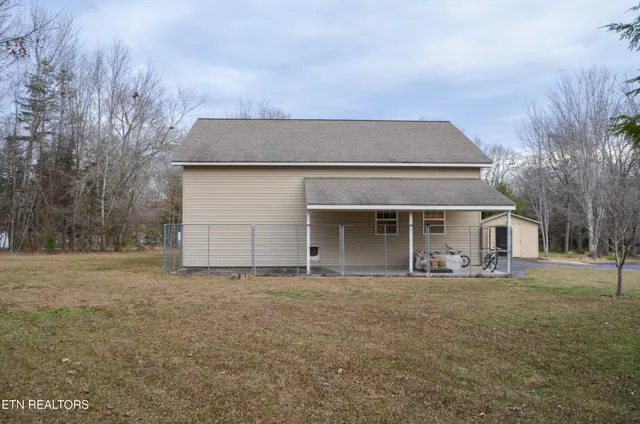 $732,500 | 170 Pin Oak Lane, Crossville, TN 38555