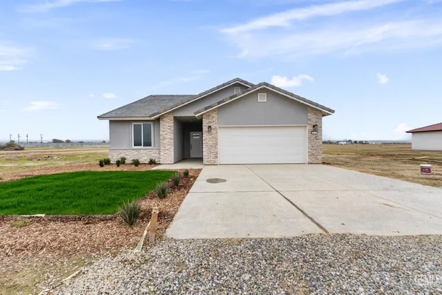 $495,000 | Undisclosed Address, Taft, CA 93268