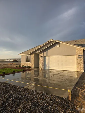 $459,900 | Undisclosed Address, Taft, CA 93268