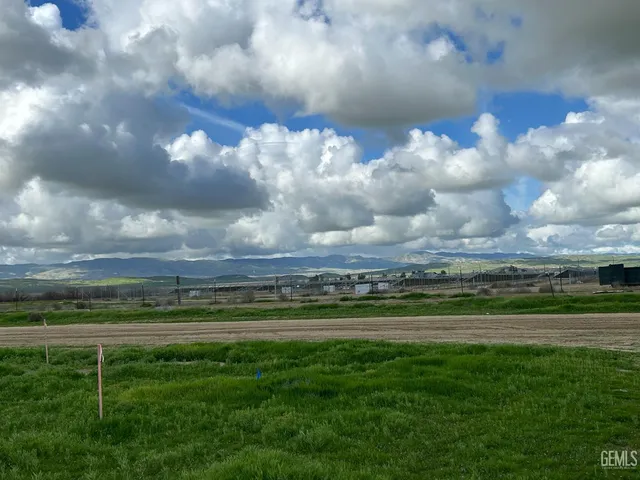 $495,000 | Undisclosed Address, Taft, CA 93268