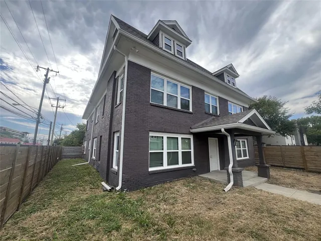 $850,000 | 4818 Virginia Avenue, Dallas, TX 75204