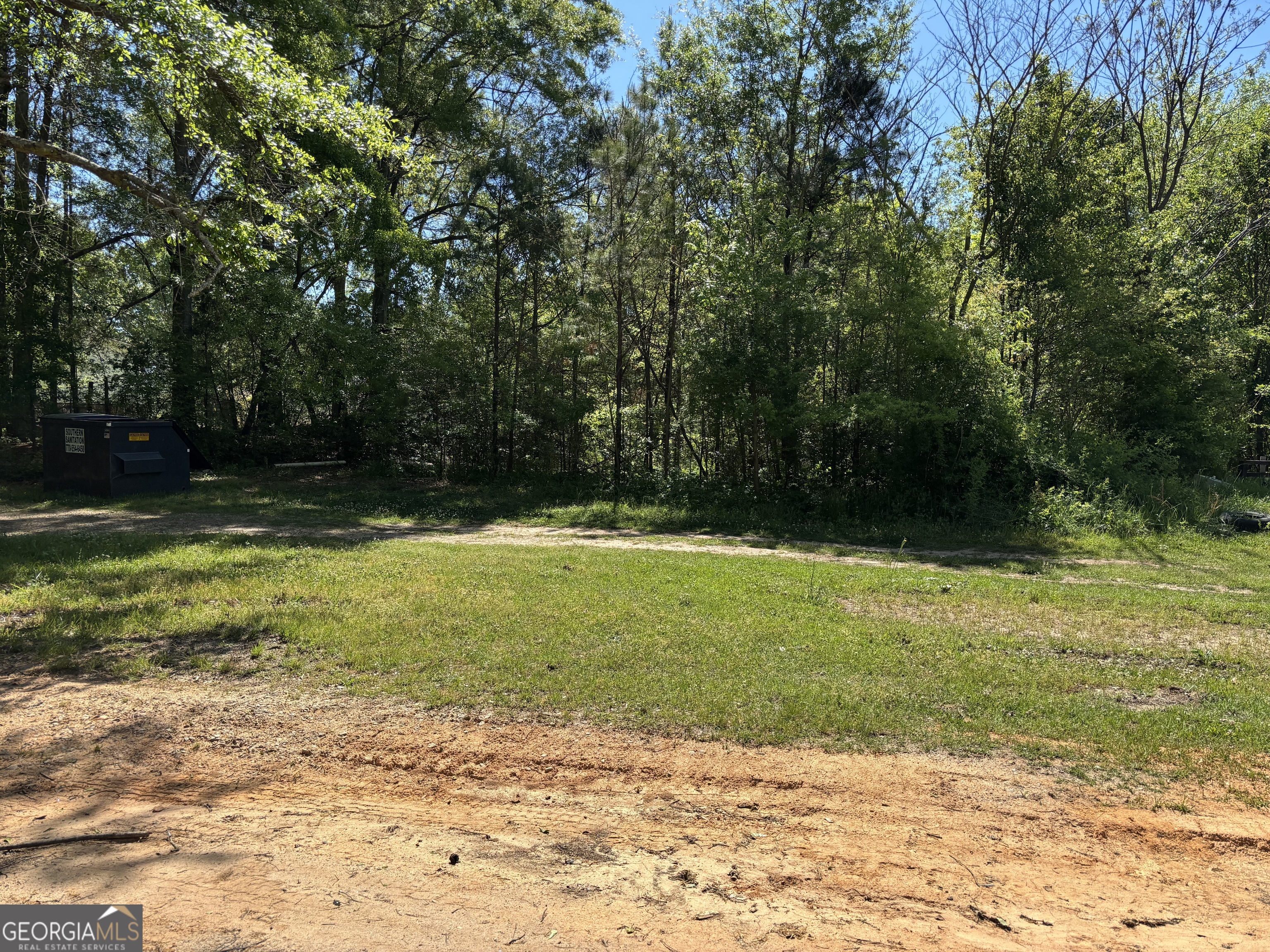 5250 Hightower Trail Oxford, GA 30054 - Photo 4 of 4 a view of a backyard