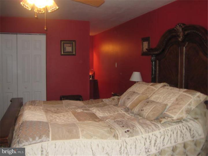 1318 Salem Road Burlington, NJ 08016 - Photo 13 of 24 Master Bedroom