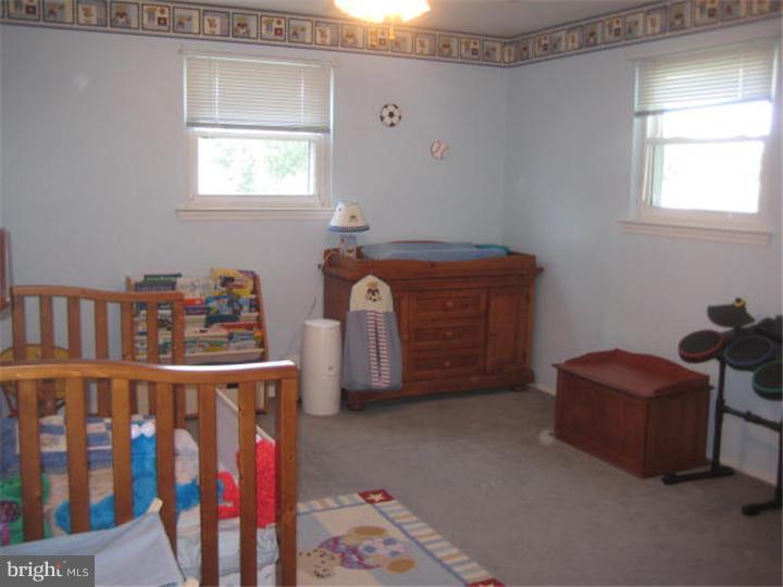 1318 Salem Road Burlington, NJ 08016 - Photo 17 of 24 Bedroom 2