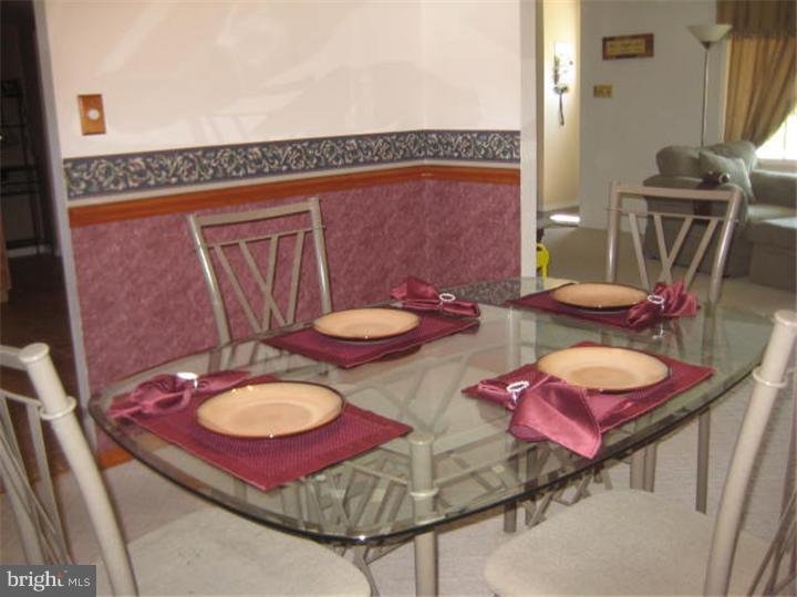 1318 Salem Road Burlington, NJ 08016 - Photo 8 of 24 Dining Room