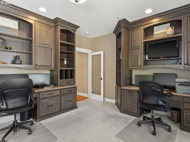 $1,599,900 | 15600 Northeast 194th Court, Brush Prairie, WA 98606