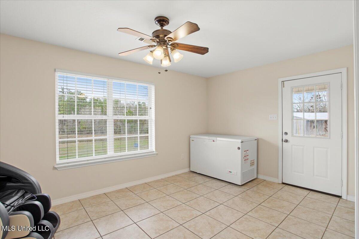 20034 Diamond Road Saucier, MS 39574 - Photo 15 of 45 15-Bonus Room