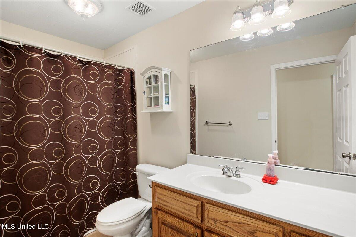 20034 Diamond Road Saucier, MS 39574 - Photo 22 of 45 23-Bathroom 2