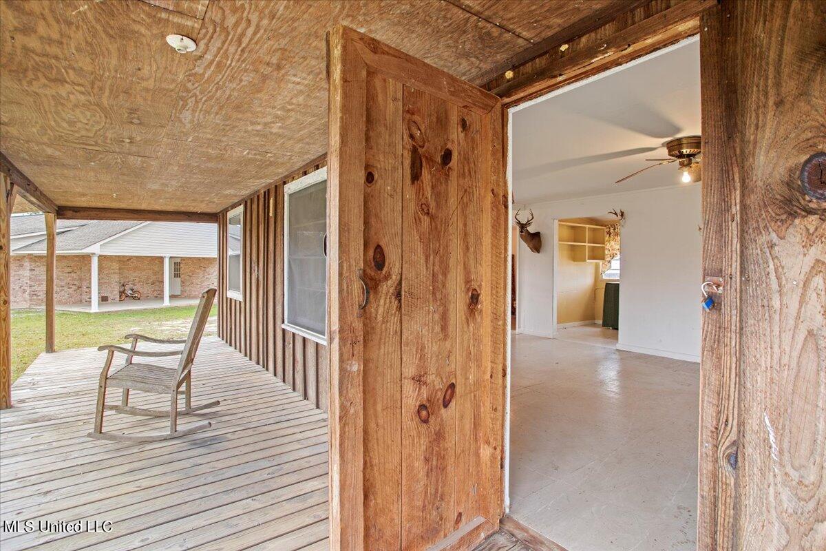 20034 Diamond Road Saucier, MS 39574 - Photo 31 of 45 28-Cabin