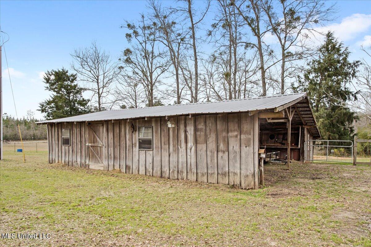 20034 Diamond Road Saucier, MS 39574 - Photo 38 of 45 35-Shed 1