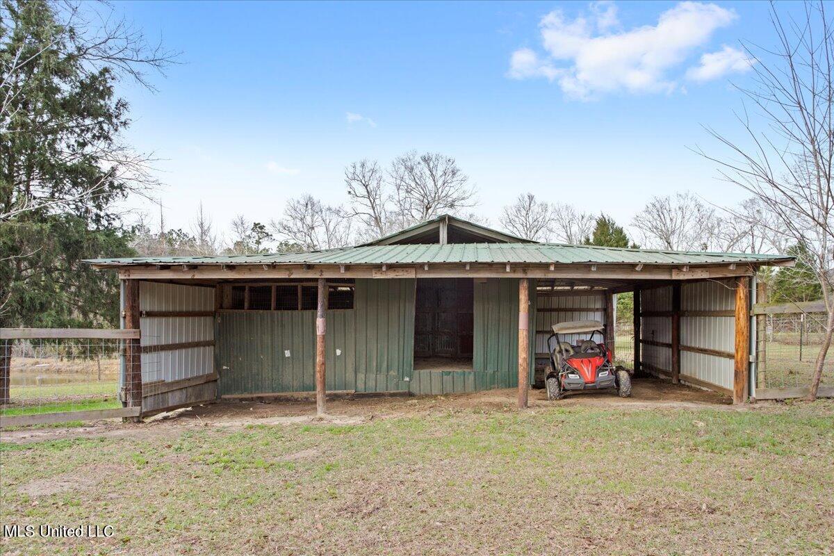 20034 Diamond Road Saucier, MS 39574 - Photo 40 of 45 37-Shed 2