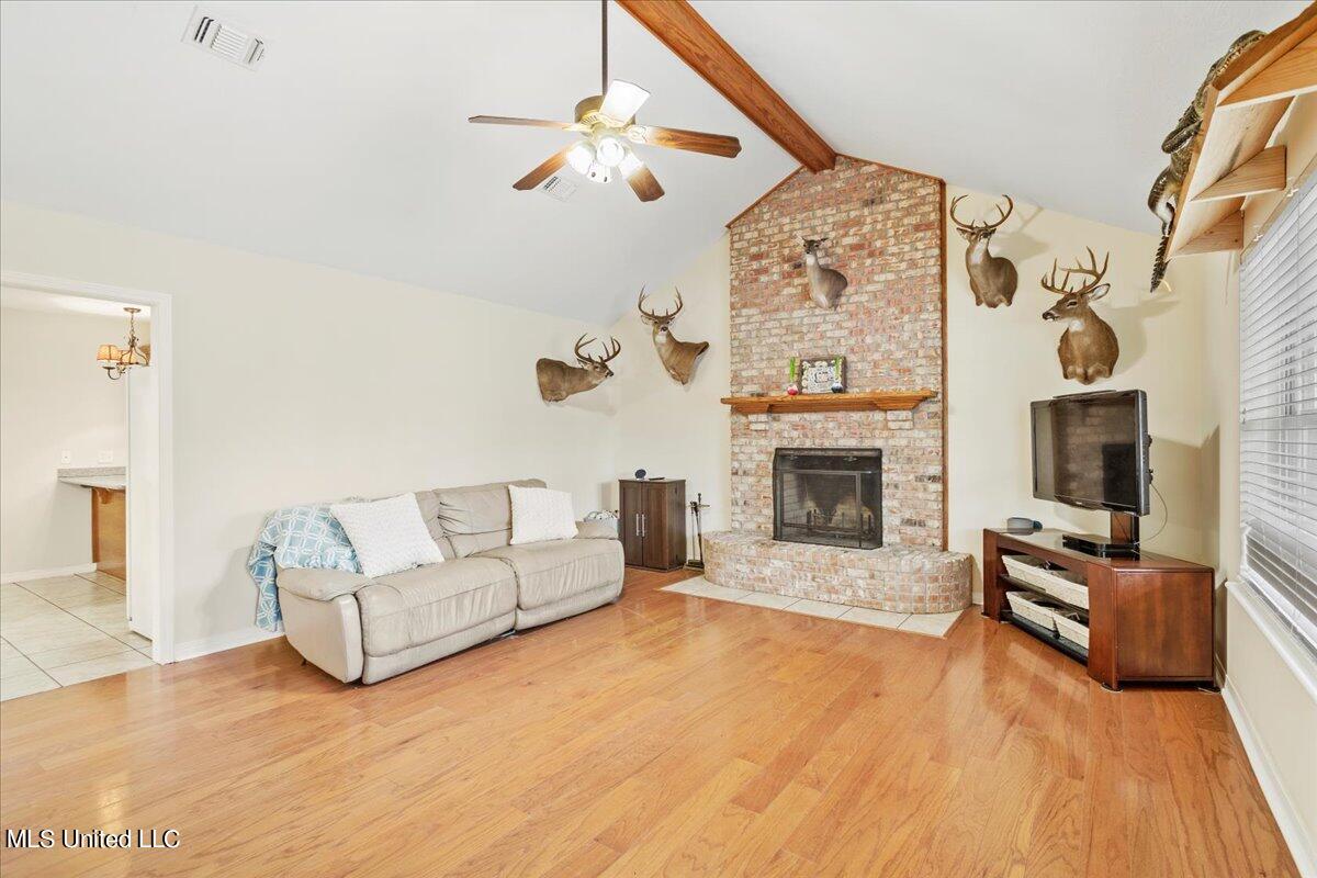 20034 Diamond Road Saucier, MS 39574 - Photo 7 of 45 07-Living Room