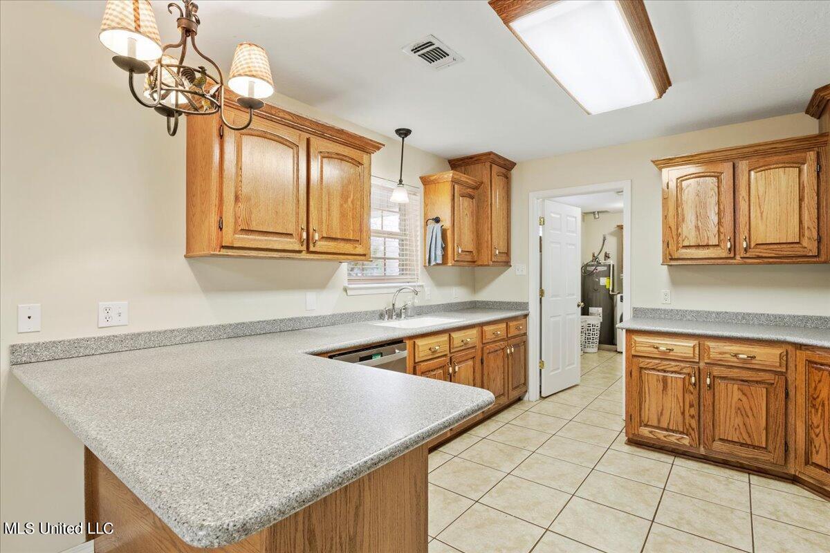 20034 Diamond Road Saucier, MS 39574 - Photo 10 of 45 13-Kitchen