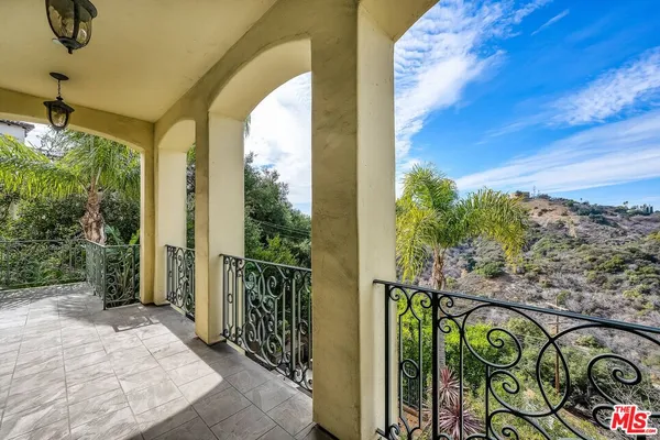 $21,500 | 3110 Benedict Canyon Drive, Beverly Hills, CA 90210