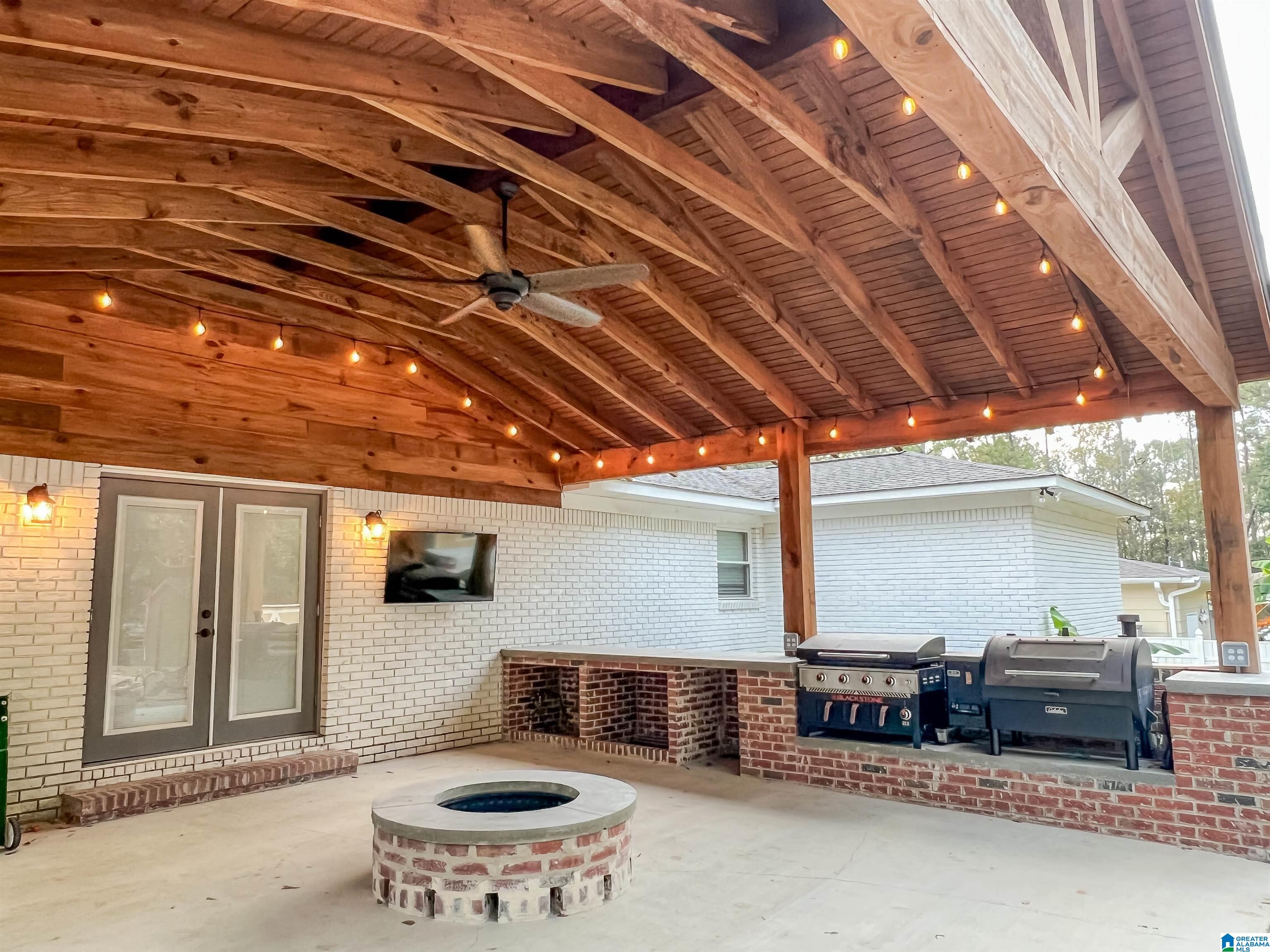 810 Meadow View Pell City, AL 35128 - Photo 12 of 41