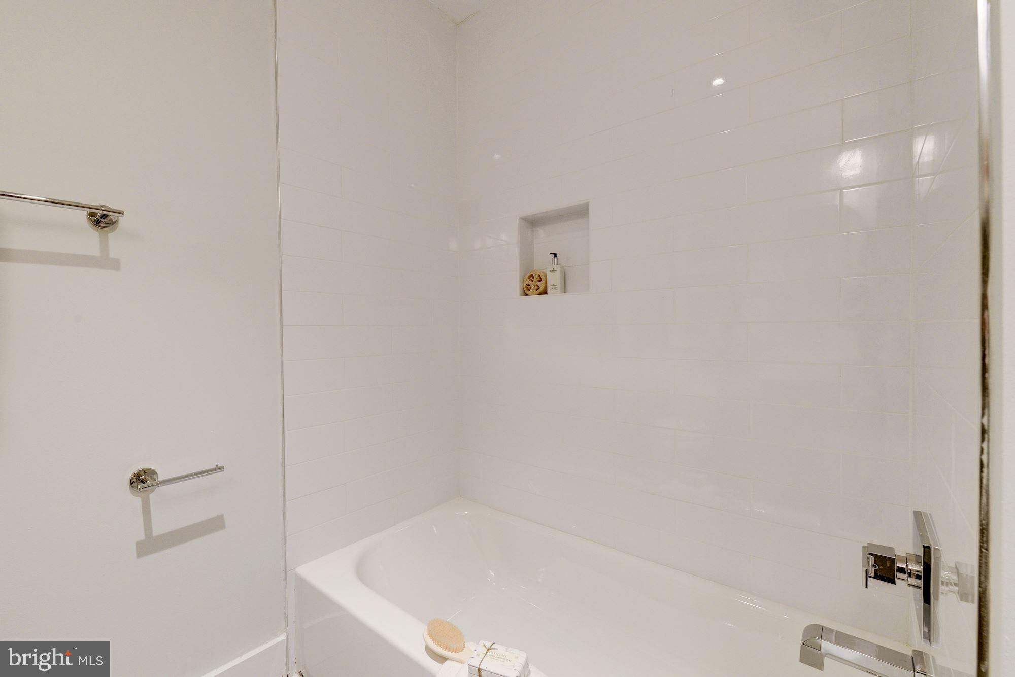 1659 Holbrook Street Northeast, Unit 4 Washington, DC 20002 - Photo 9 of 27