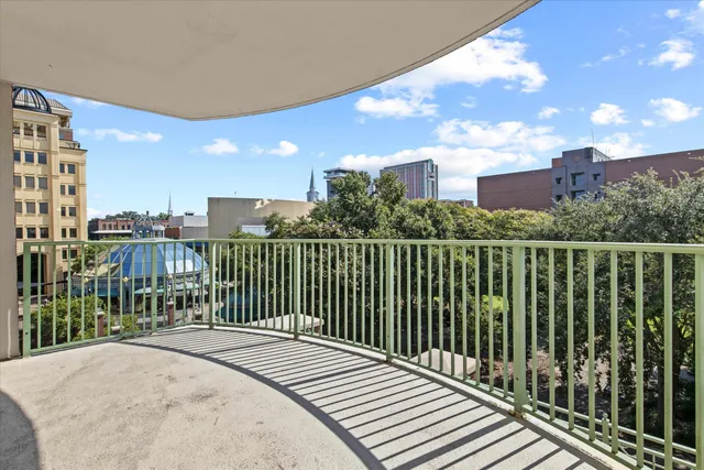 $2,200 | 300 South Duval Street, Unit 602, Tallahassee, FL 32301